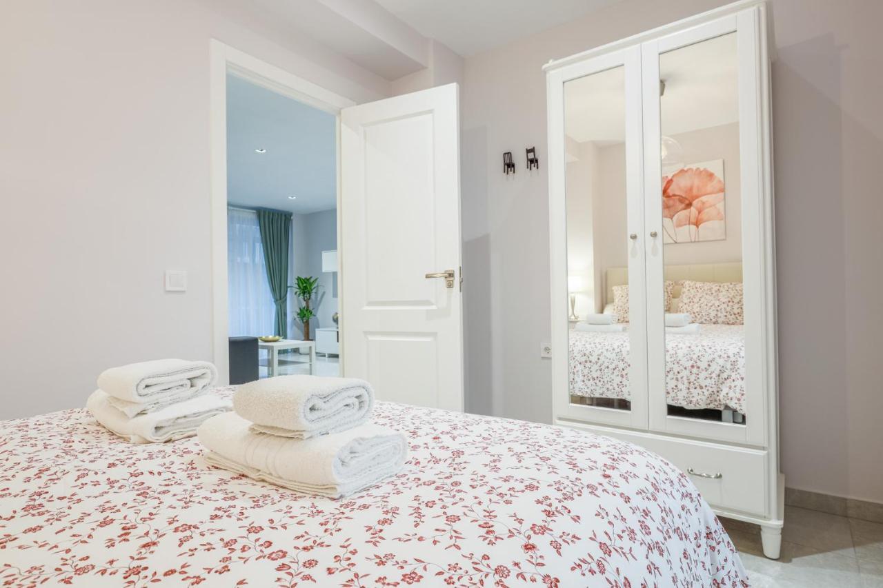 Exclusivo Apt 2 Hab-2 Banos-Luminoso ↑ Calidades Sevilla Bagian luar foto