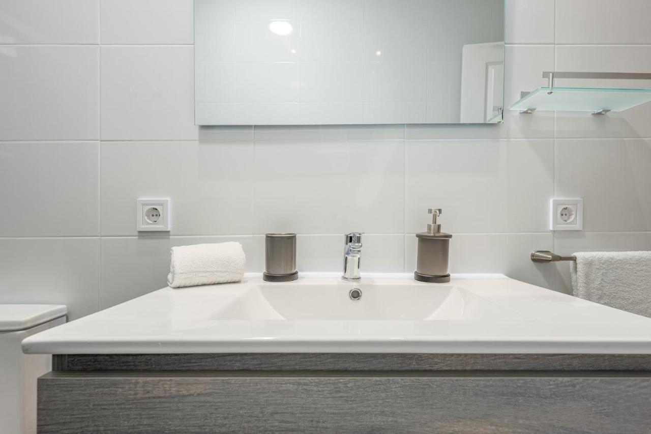 Exclusivo Apt 2 Hab-2 Banos-Luminoso ↑ Calidades Sevilla Bagian luar foto