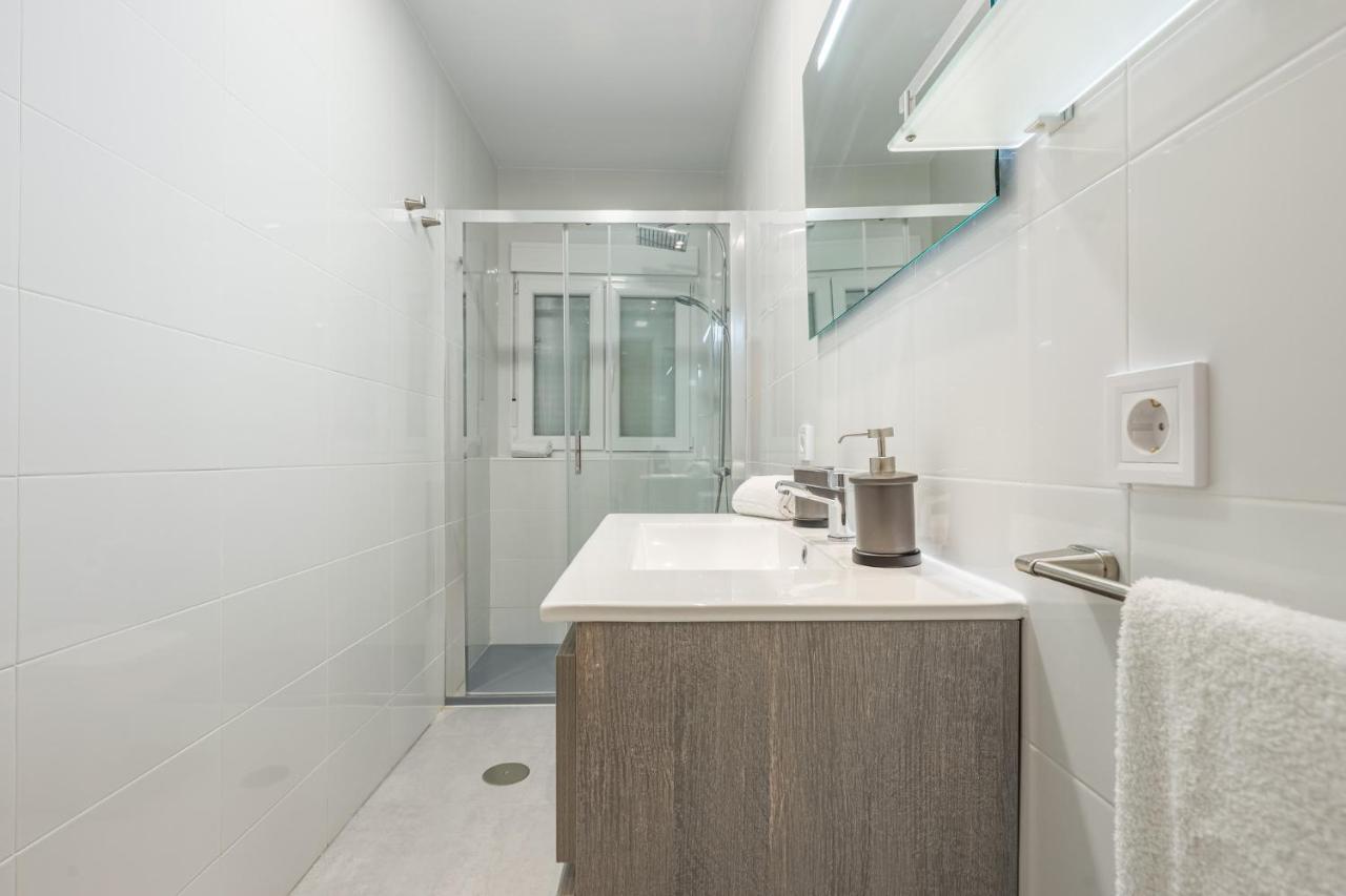 Exclusivo Apt 2 Hab-2 Banos-Luminoso ↑ Calidades Sevilla Bagian luar foto